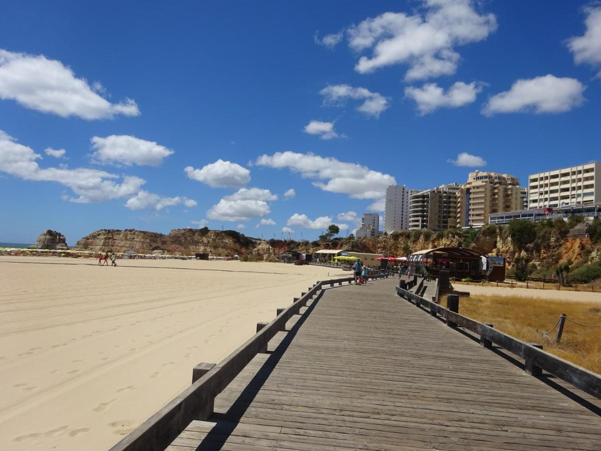 Apartamento T1 Com Piscina E Vista Mar - Praia Da Rocha Портіман Екстер'єр фото